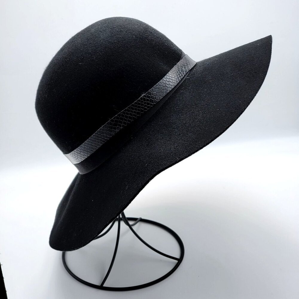 Nine West Black 100% Wool Felt Floppy Hat With Faux Snake Embossed Leather Band